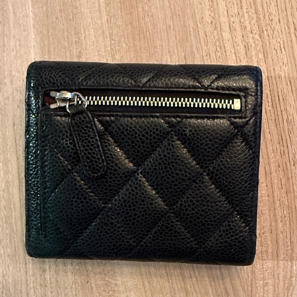 Chanel Caviar Flap Wallet - Picture 3 of 11